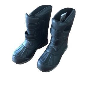 Land’s End black rubber snow boots in a size kid’s 3